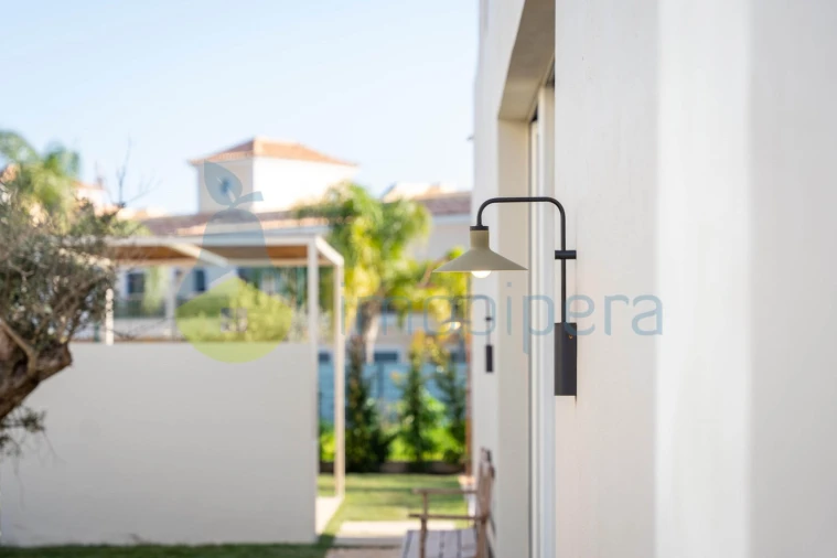 Moradia T3 para Venda em Santa Barbara de Nexe Foto 10