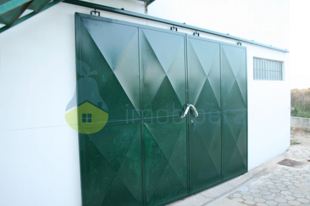 Armazém para Venda em Alcantarilha e Pêra Foto 9