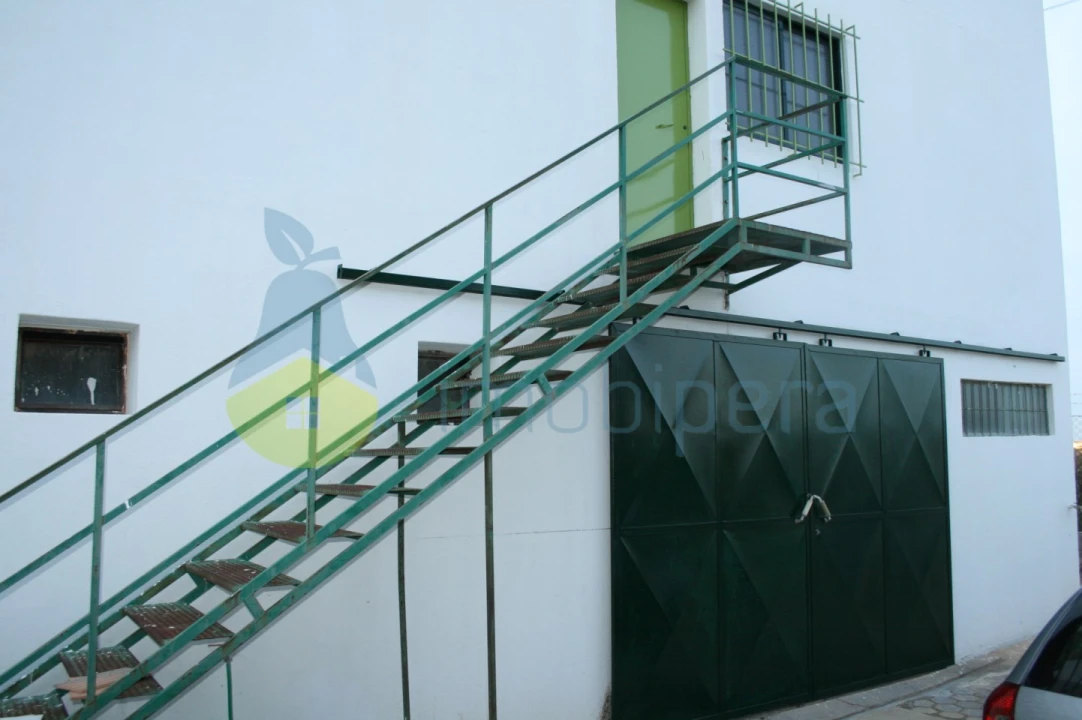 Armazém para Venda em Alcantarilha e Pêra Foto 10