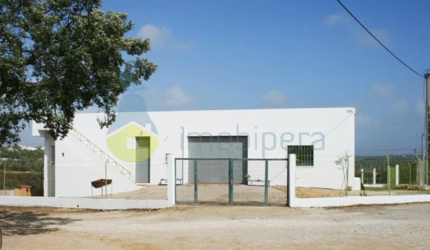 Armazém para Venda em Alcantarilha e Pêra Foto 2