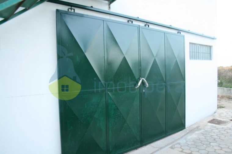 Armazém para Venda em Alcantarilha e Pêra Foto 9