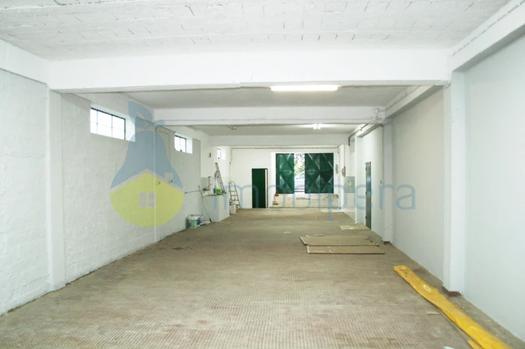 Armazém para Venda em Alcantarilha e Pêra Foto 12