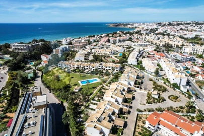 Moradia T3 para Venda em Albufeira e Olhos de Água