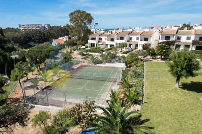 Moradia T3 para Venda em Albufeira e Olhos de Água