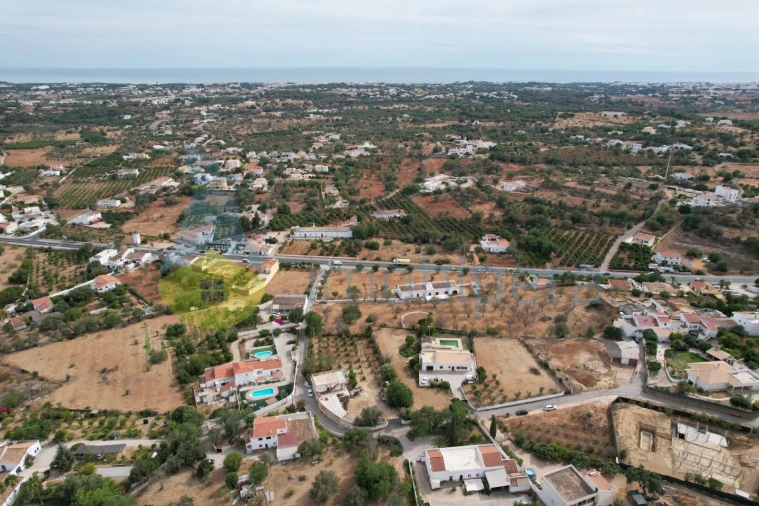 Quinta T8 para Venda em Boliqueime Foto 8