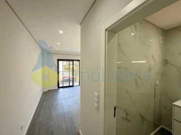 Apartamento T3 para Venda em Quelfes