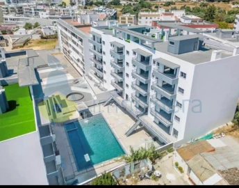 Apartamento T3 para Venda em Quelfes