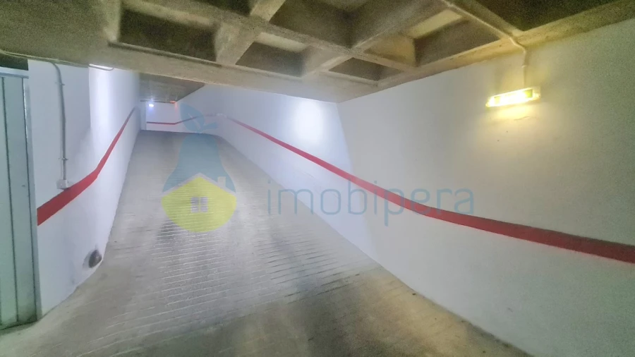 Garagem para Venda em Armação de Pera Foto 5