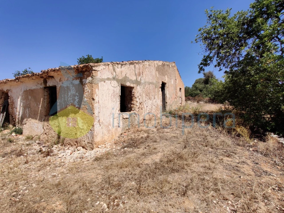Terreno para Venda em Alcantarilha e Pêra Foto 1