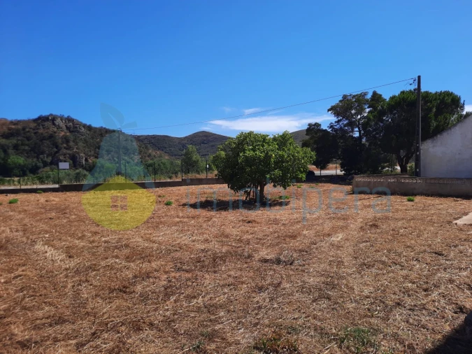 Quinta T2 para Venda em Alferce Foto 13