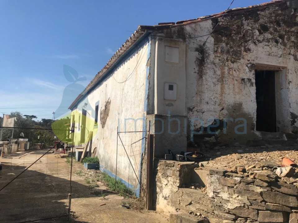 Moradia T5 para Venda em Santana da Serra Foto 3