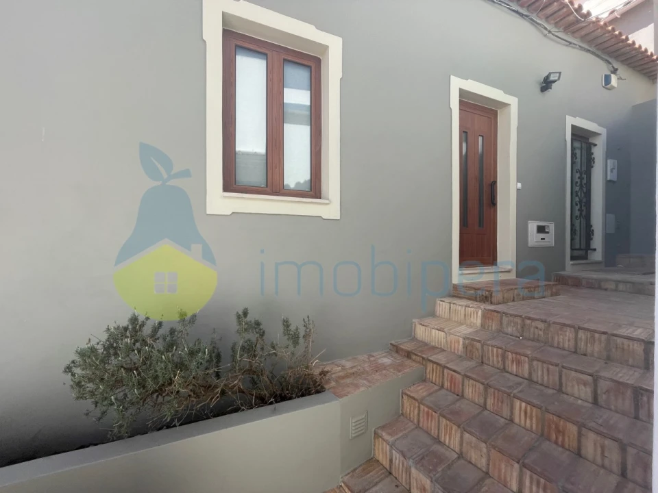 Apartamento T1 para Venda em Lagoa e Carvoeiro Foto 1