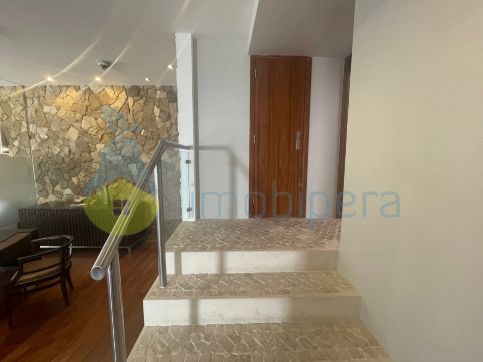 Apartamento T1 para Venda em Lagoa e Carvoeiro Foto 13