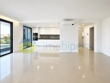 Apartamento T3 para Venda em Albufeira e Olhos de Água