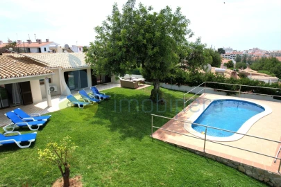 Moradia T3 para Venda em Albufeira e Olhos de Água