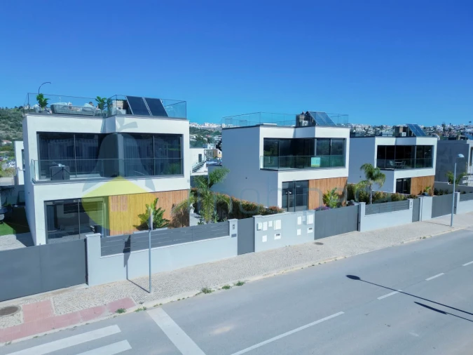 Moradia T3 para Venda em Albufeira e Olhos de Água Foto 5