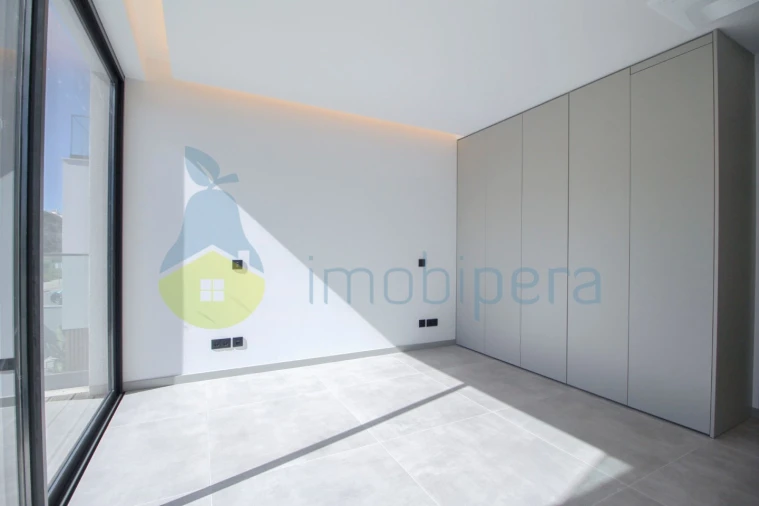 Moradia T3 para Venda em Albufeira e Olhos de Água Foto 23
