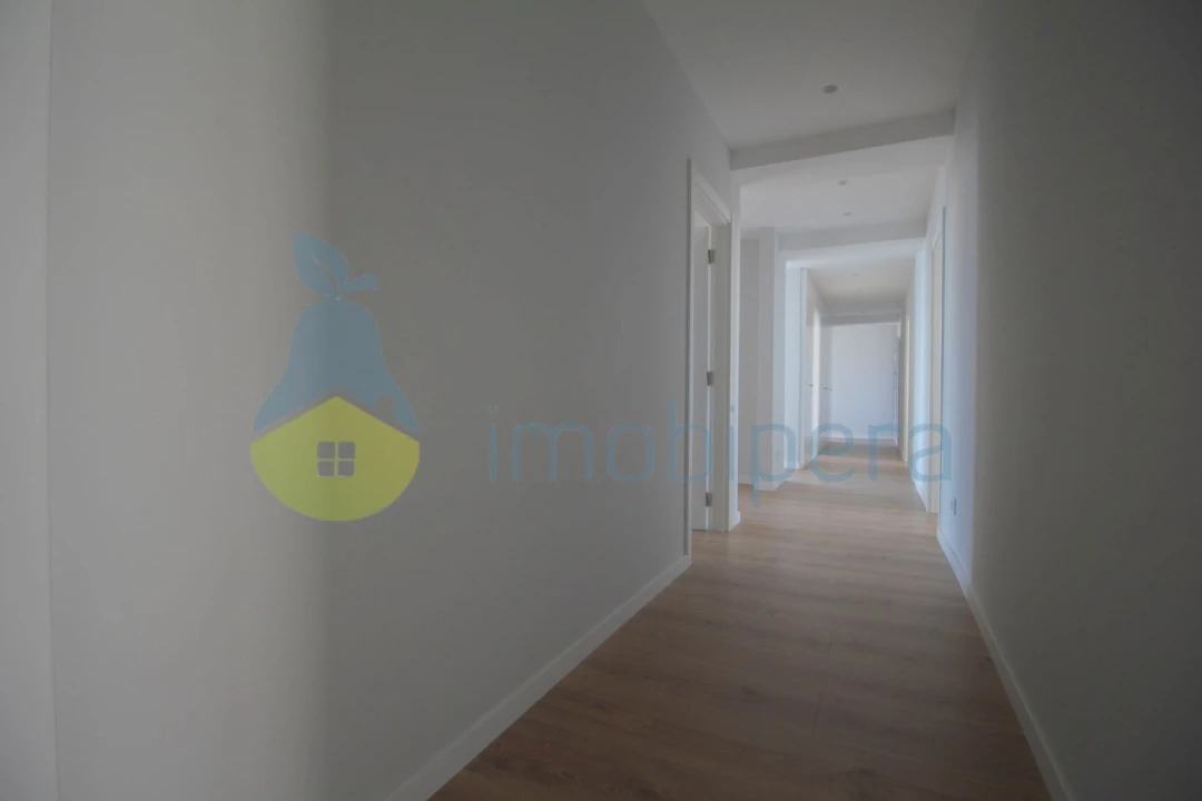 Apartamento T4 para Venda em Albufeira e Olhos de Água Foto 9