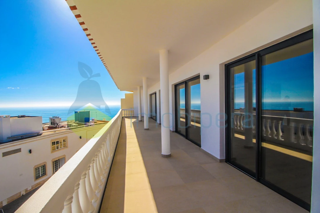 Apartamento T4 para Venda em Albufeira e Olhos de Água Foto 1