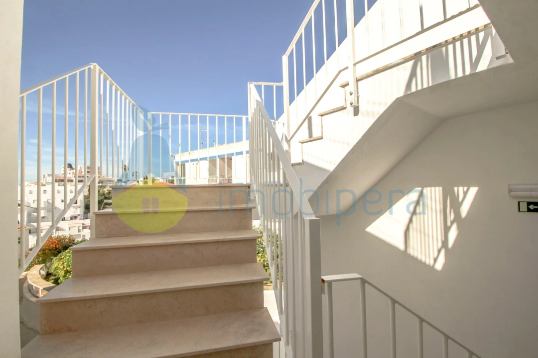 Apartamento T4 para Venda em Albufeira e Olhos de Água Foto 34