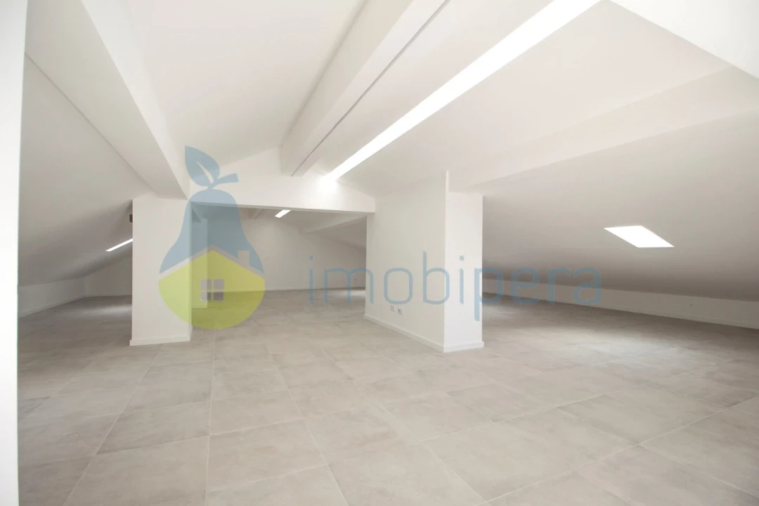 Apartamento T4 para Venda em Albufeira e Olhos de Água Foto 38