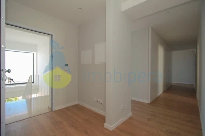 Apartamento T4 para Venda em Albufeira e Olhos de Água