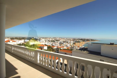 Apartamento T4 para Venda em Albufeira e Olhos de Água