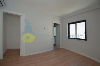 Apartamento T4 para Venda em Albufeira e Olhos de Água