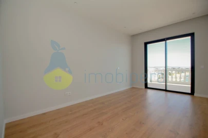 Apartamento T4 para Venda em Albufeira e Olhos de Água
