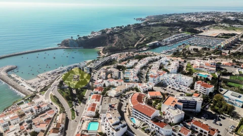 Apartamento T4 para Venda em Albufeira e Olhos de Água