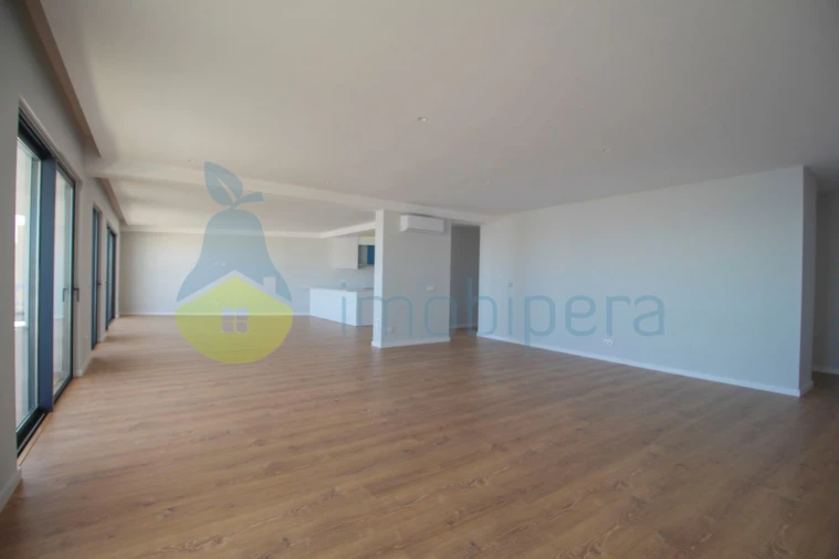 Apartamento T4 para Venda em Albufeira e Olhos de Água Foto 12