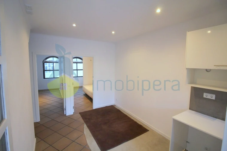 Moradia T2 para Venda em Armação de Pera Foto 3