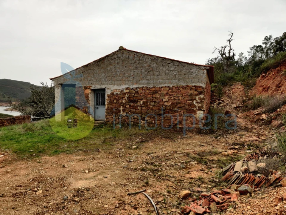 Moradia T2 para Venda em Alferce Foto 2