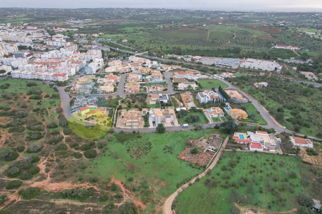 Moradia T2 para Venda em Lagoa e Carvoeiro Foto 2