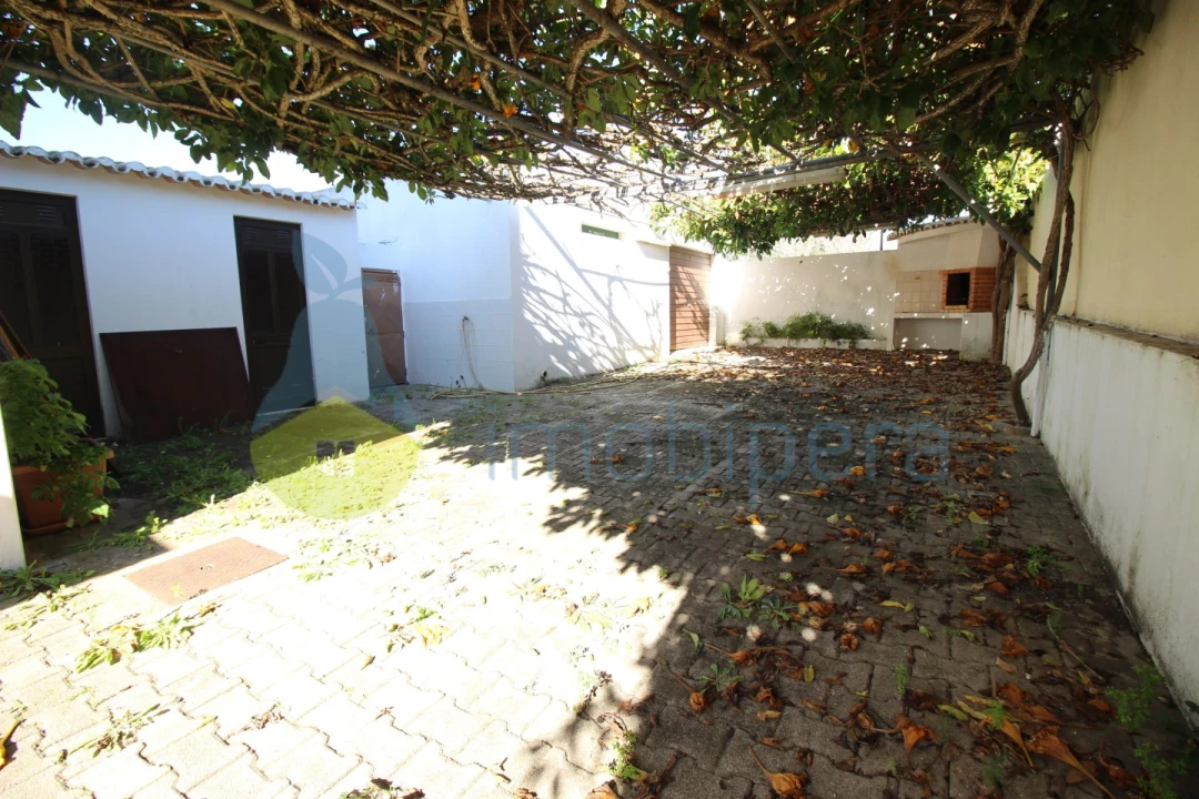 Quinta T3 para Venda em Armação de Pera Foto 23