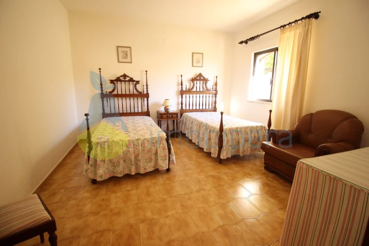 Quinta T3 para Venda em Armação de Pera Foto 11