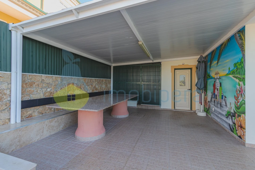 Moradia T8 para Venda em Albufeira e Olhos de Água Foto 22