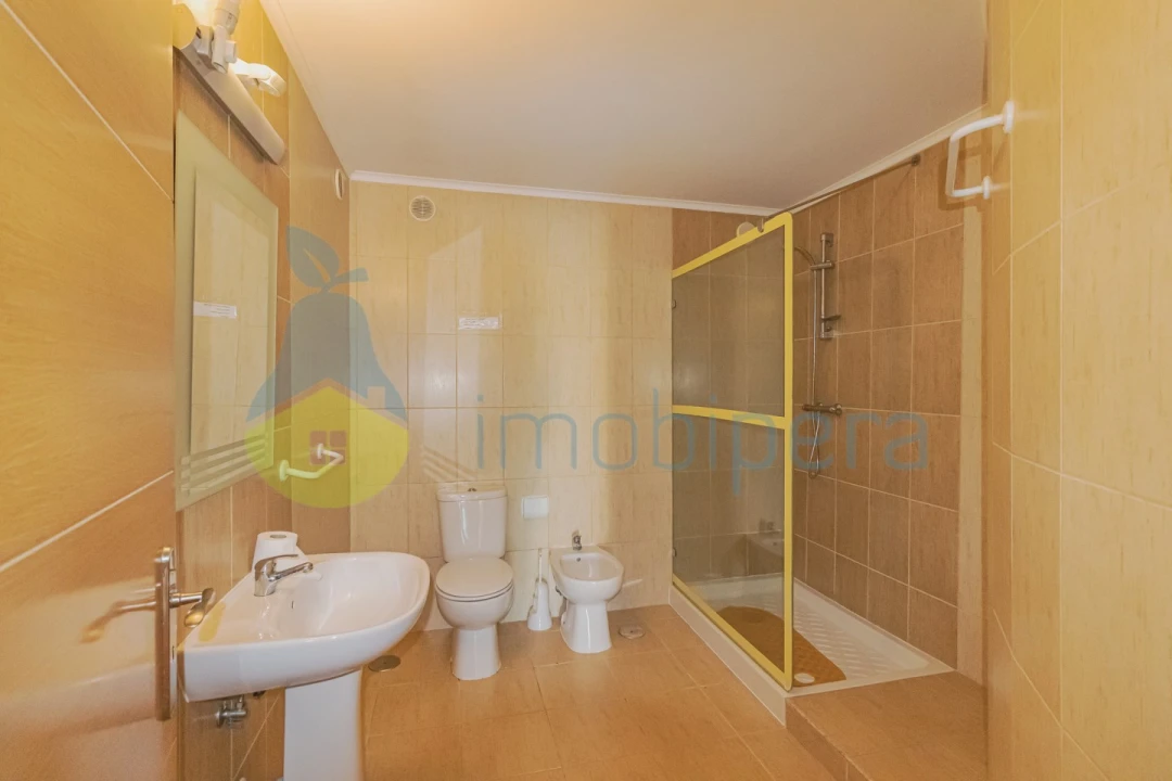 Moradia T8 para Venda em Albufeira e Olhos de Água Foto 32
