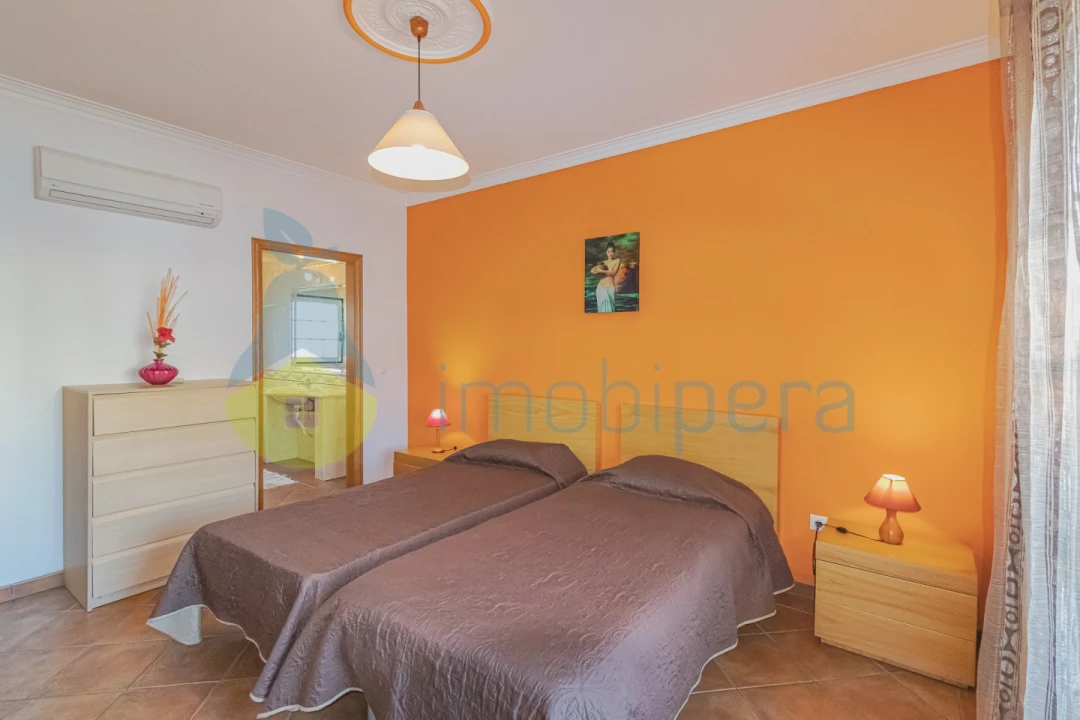 Moradia T8 para Venda em Albufeira e Olhos de Água Foto 51