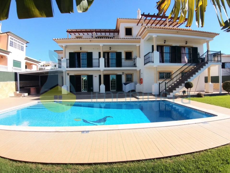 Moradia T8 para Venda em Albufeira e Olhos de Água Foto 61