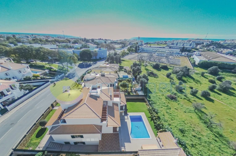 Moradia T8 para Venda em Albufeira e Olhos de Água Foto 63