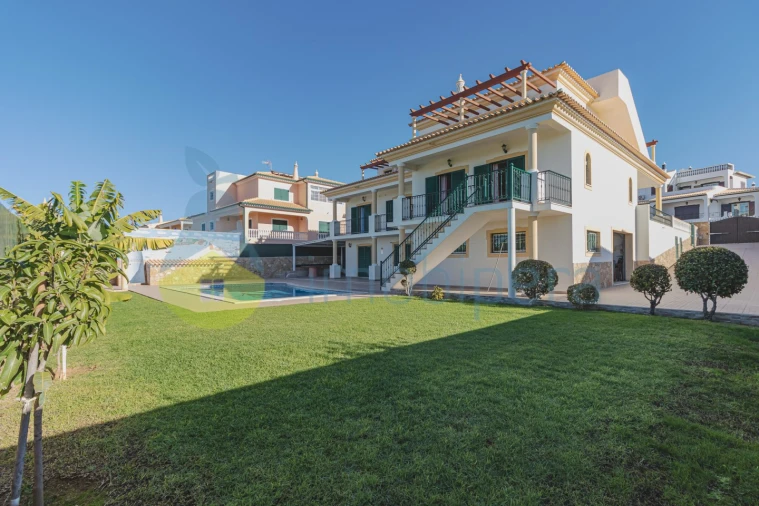 Moradia T8 para Venda em Albufeira e Olhos de Água Foto 4