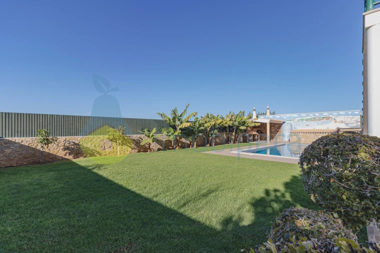 Moradia T8 para Venda em Albufeira e Olhos de Água Foto 24
