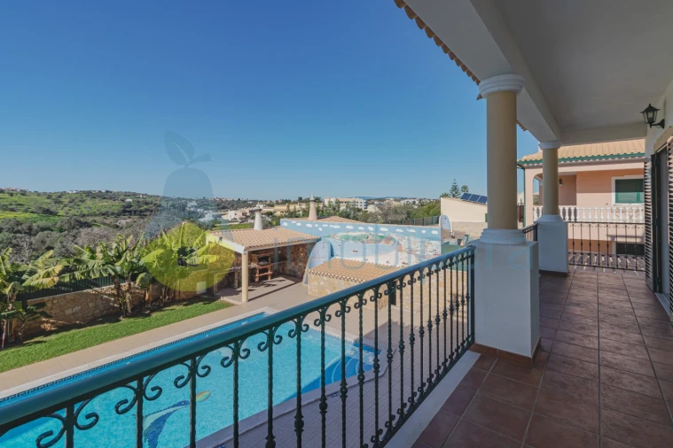 Moradia T8 para Venda em Albufeira e Olhos de Água Foto 45