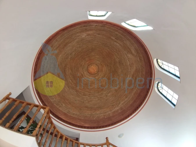 Moradia T8 para Venda em Albufeira e Olhos de Água Foto 7