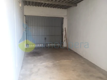 Moradia T4 para Venda em Alcantarilha e Pêra