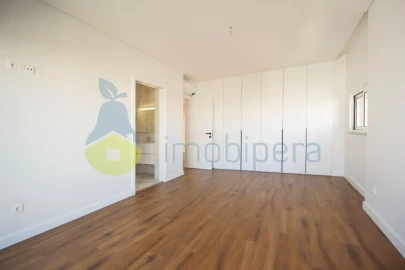 Apartamento T3 para Venda em Albufeira e Olhos de Água