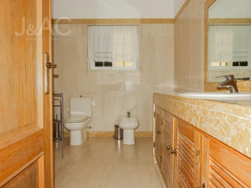 Moradia T7 para Arrendamento em Cascais e Estoril