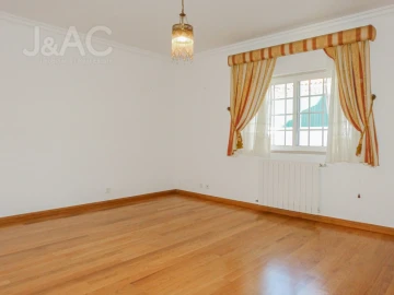 Moradia T7 para Arrendamento em Cascais e Estoril