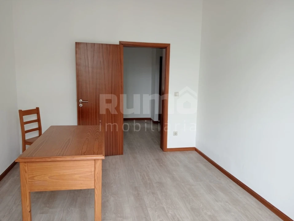 Escritório para Venda em Santa Maria Maior e Monserrate e Meadela Foto 2